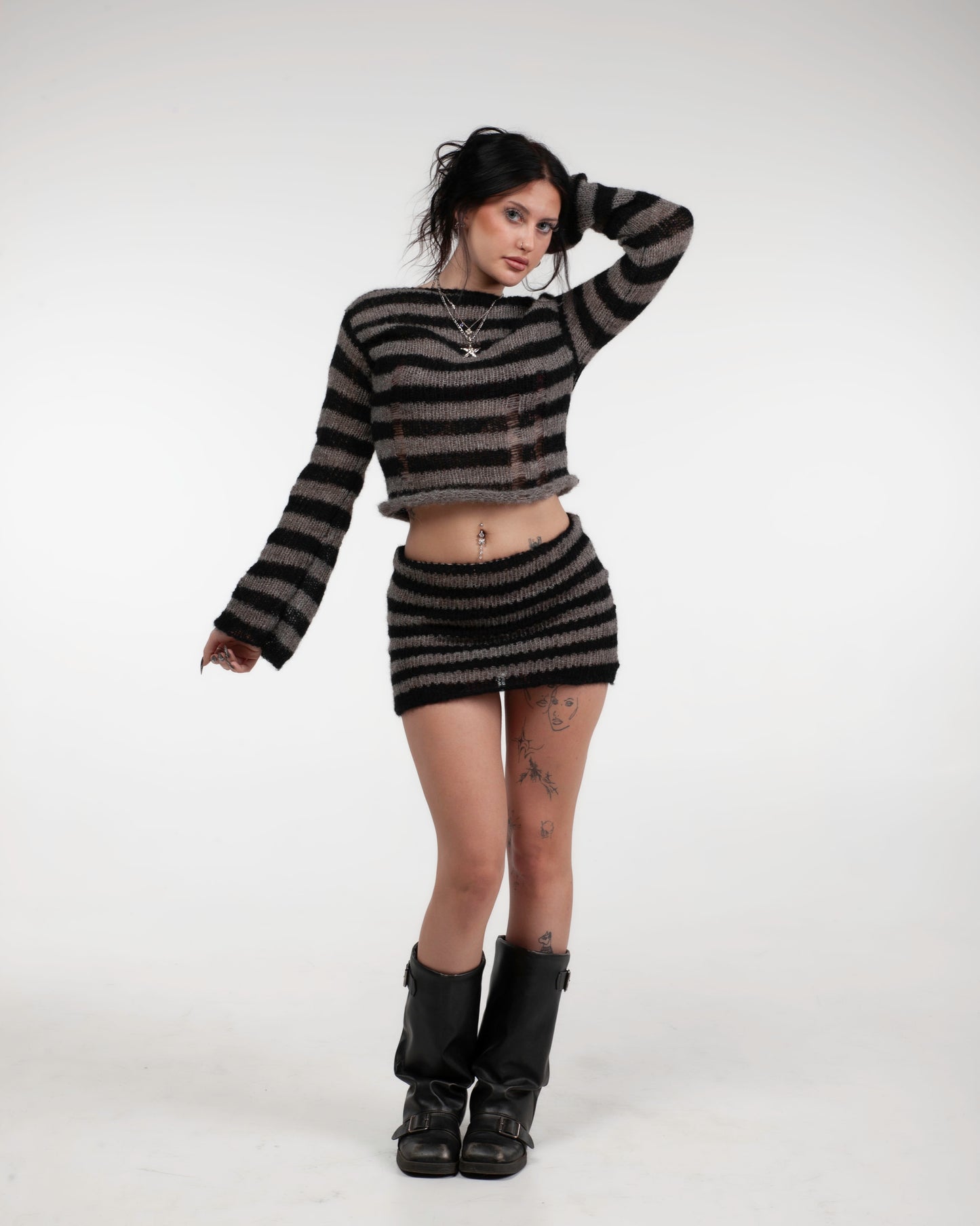 BLACK AND GREY STRIPED SET