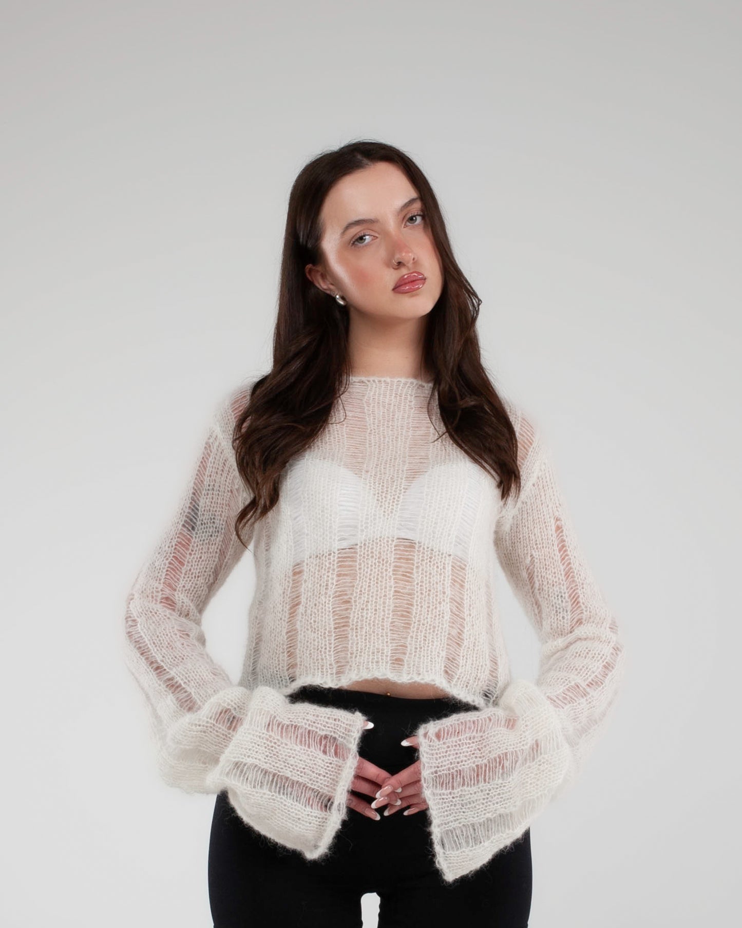 BEIGE DISTRESSED SWEATER
