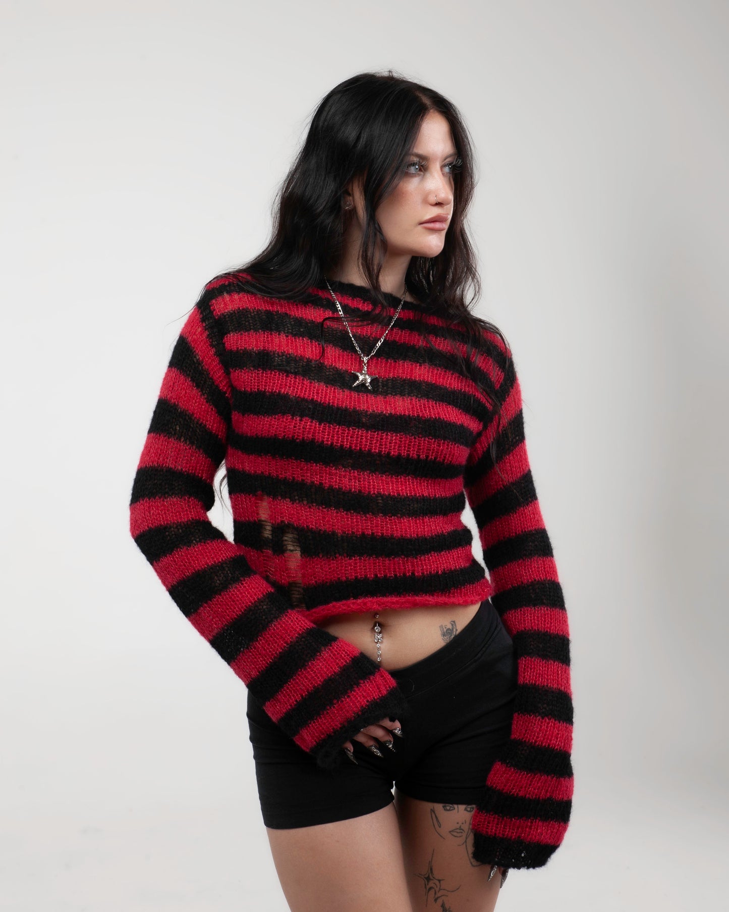 04 STRIPED SWEATER