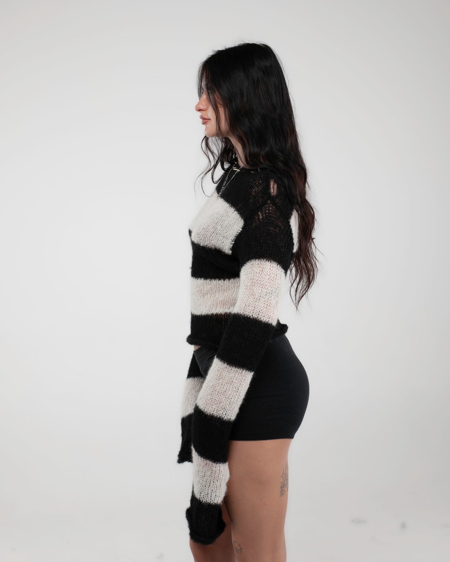 03 STRIPED SWEATER