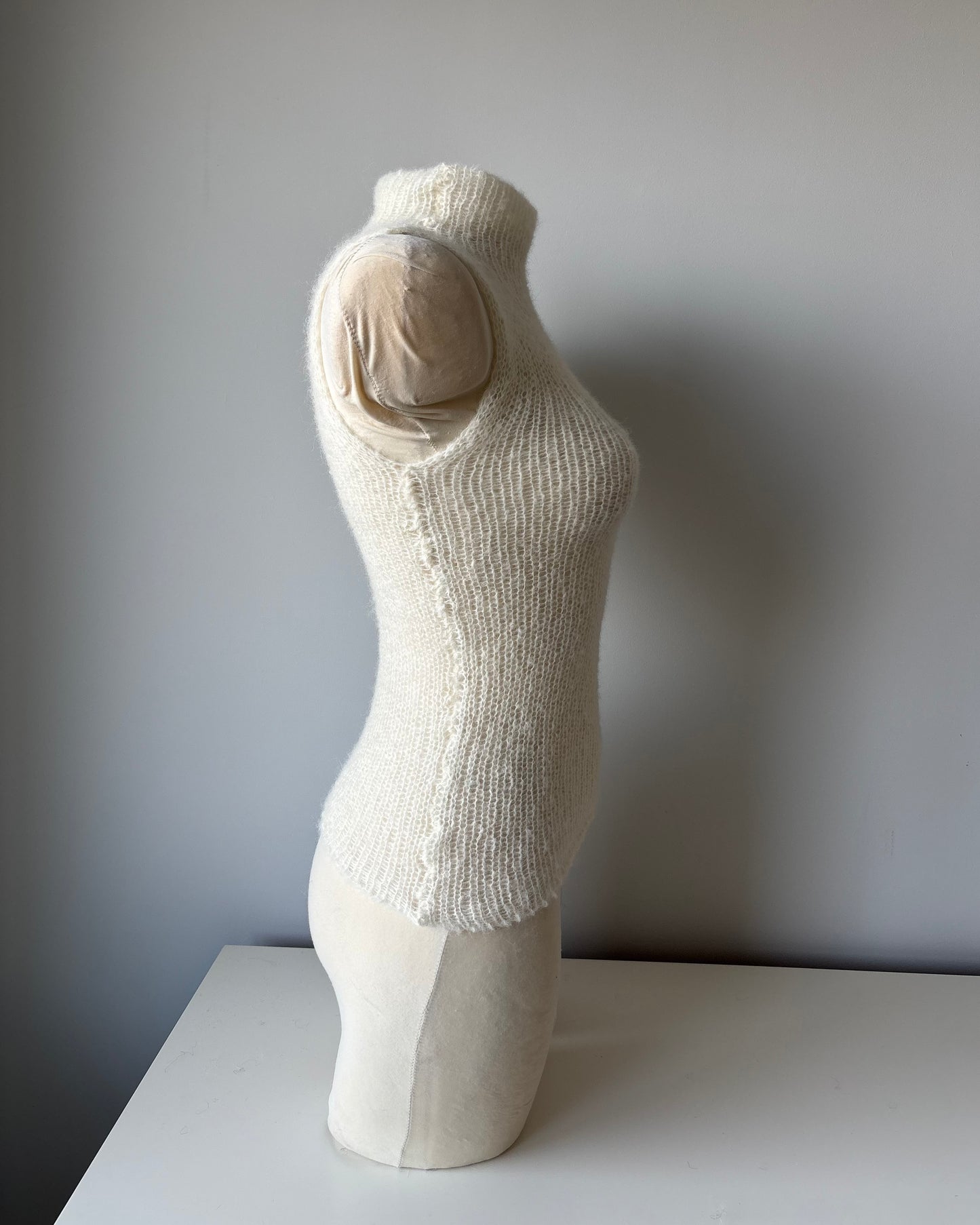 SHEER PLAIN TURTLENECK