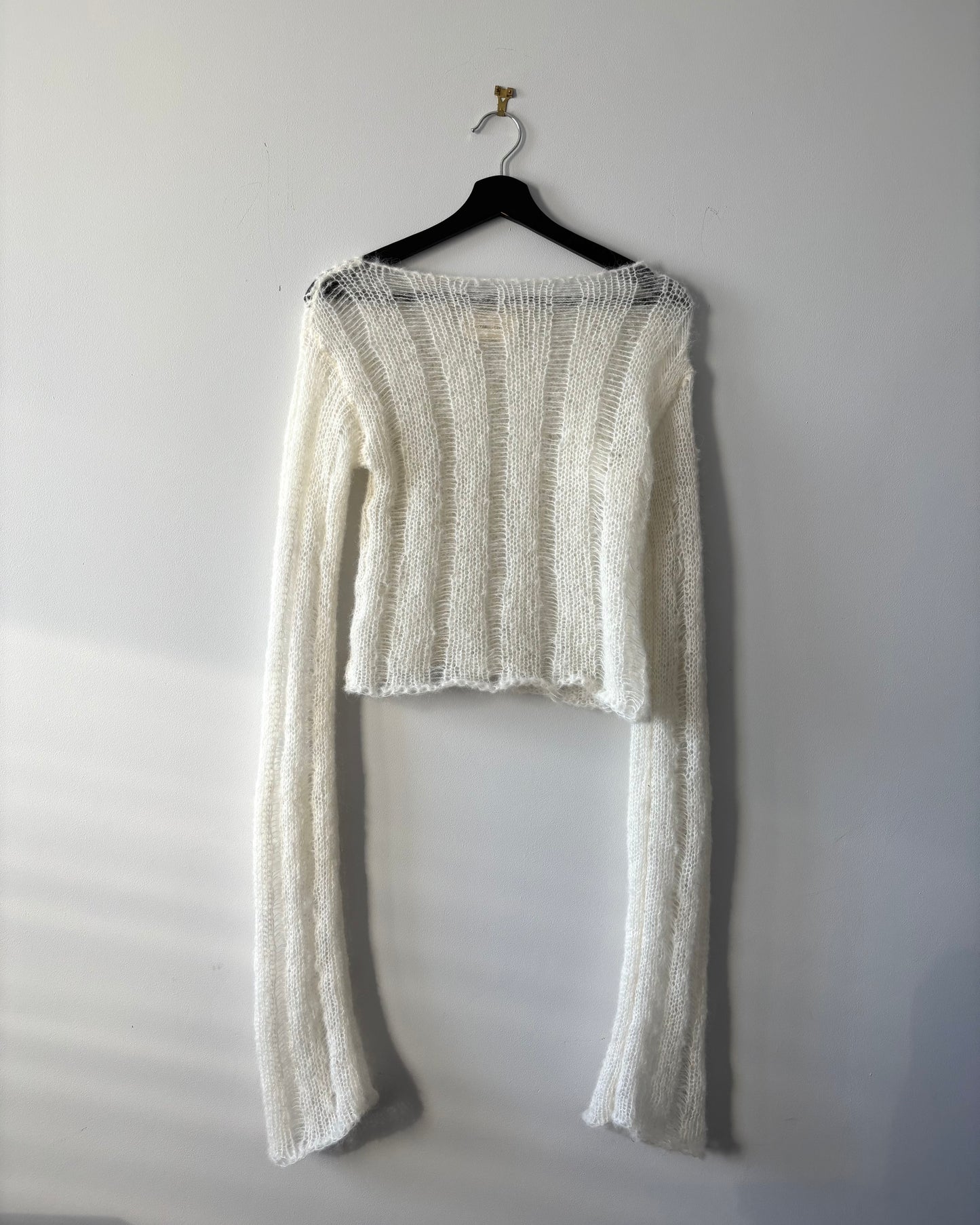 BEIGE DISTRESSED SWEATER