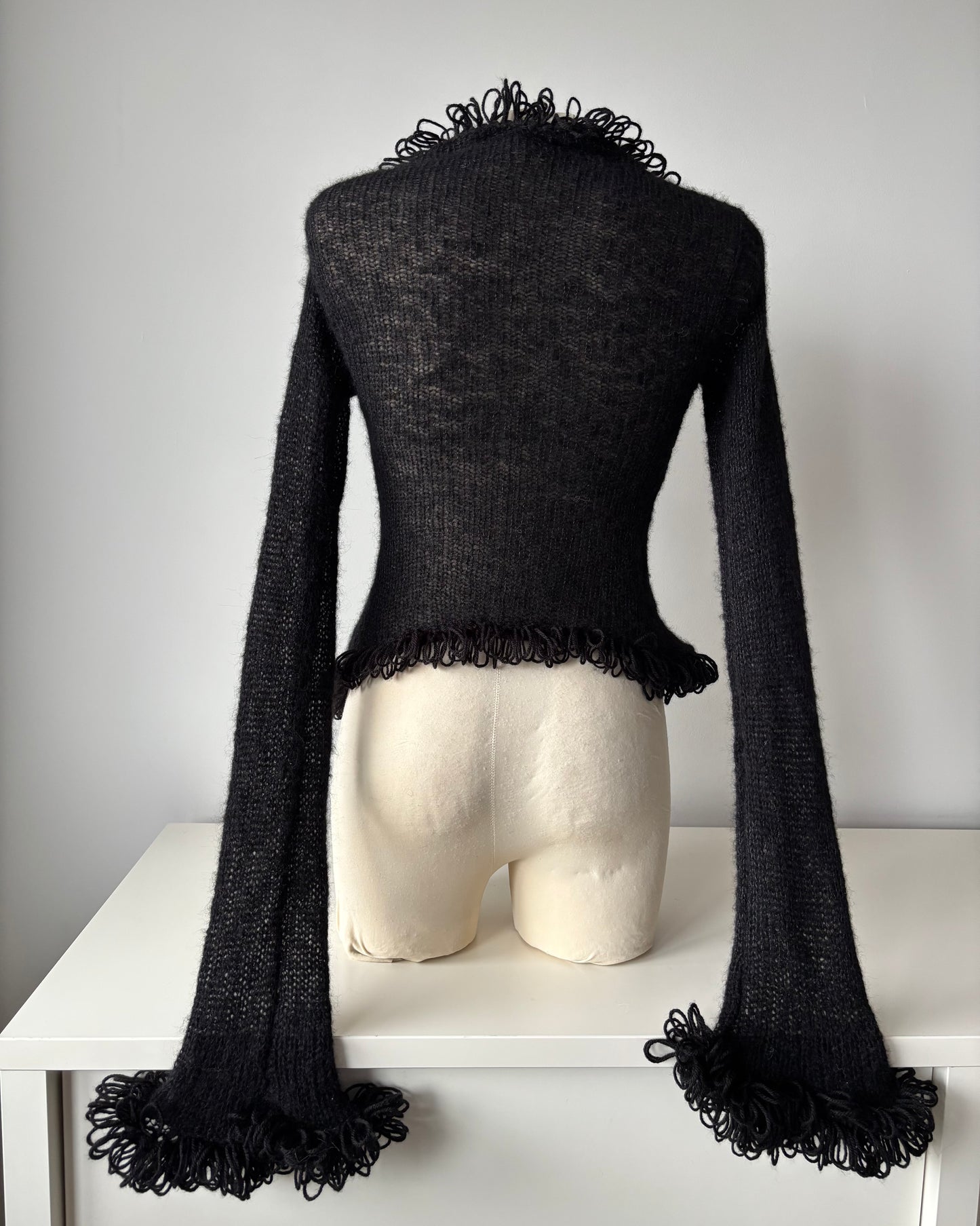 LOOP CARDIGAN