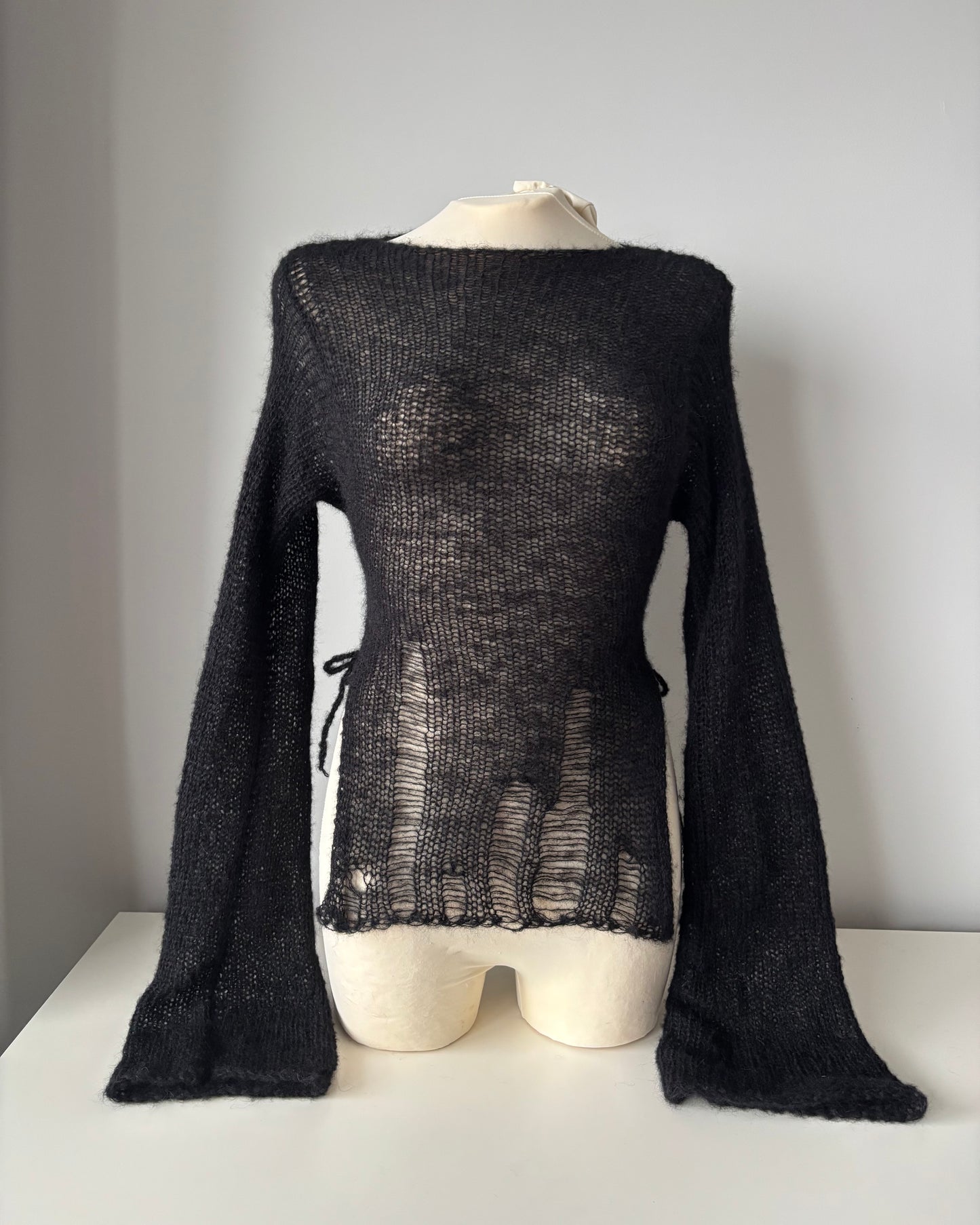 KIMONO SIDE-TIE SWEATER