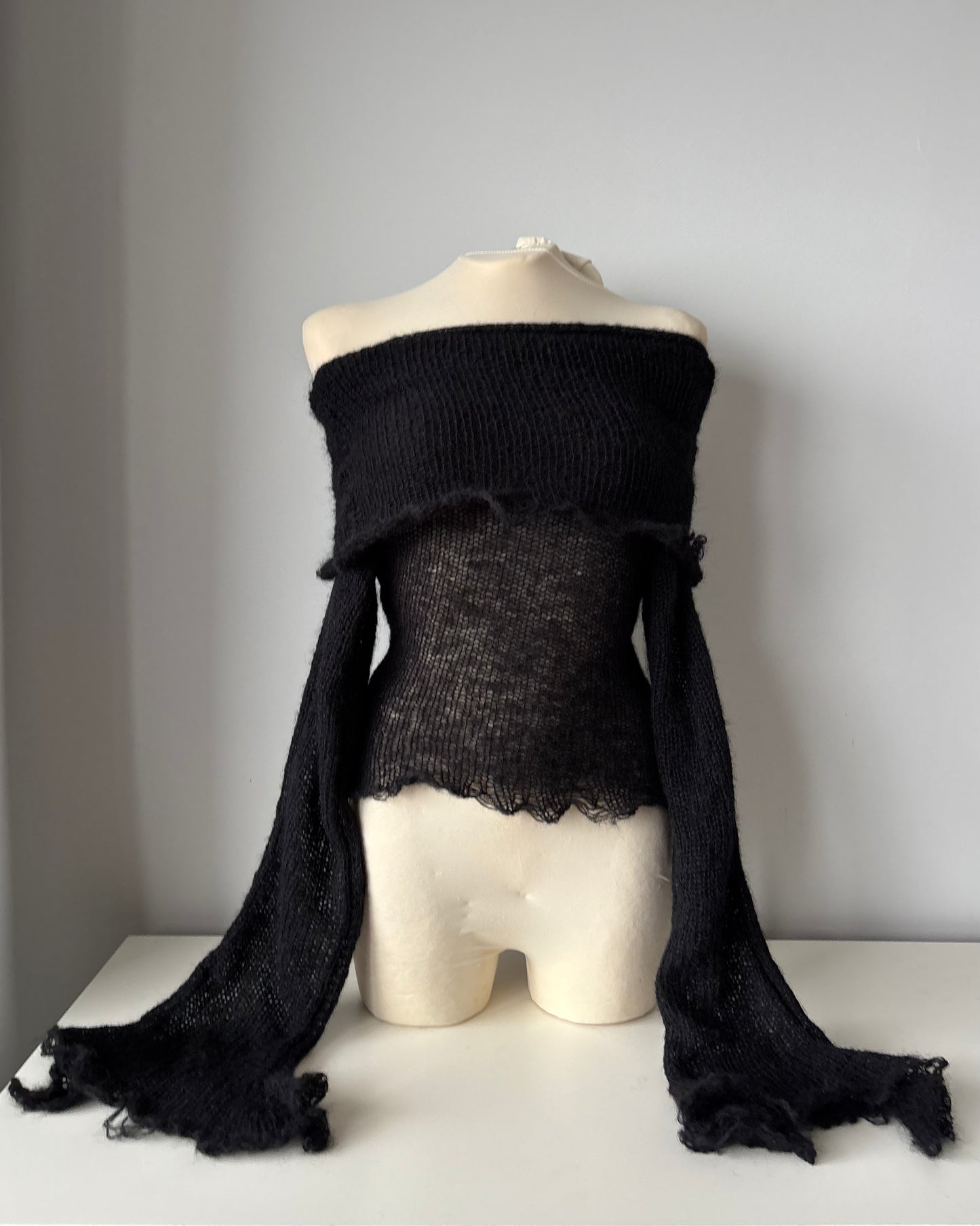 OFF-SHOULDER BLACK SWEATER