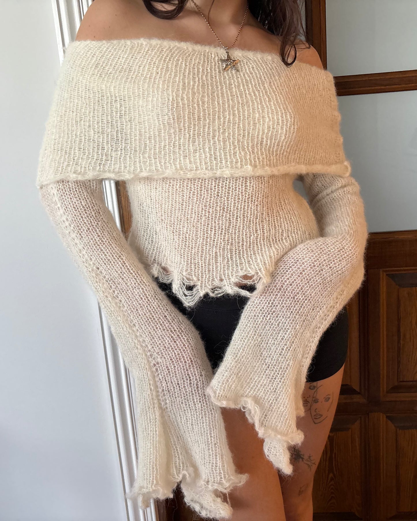 OFF-SHOULDER BEIGE SWEATER