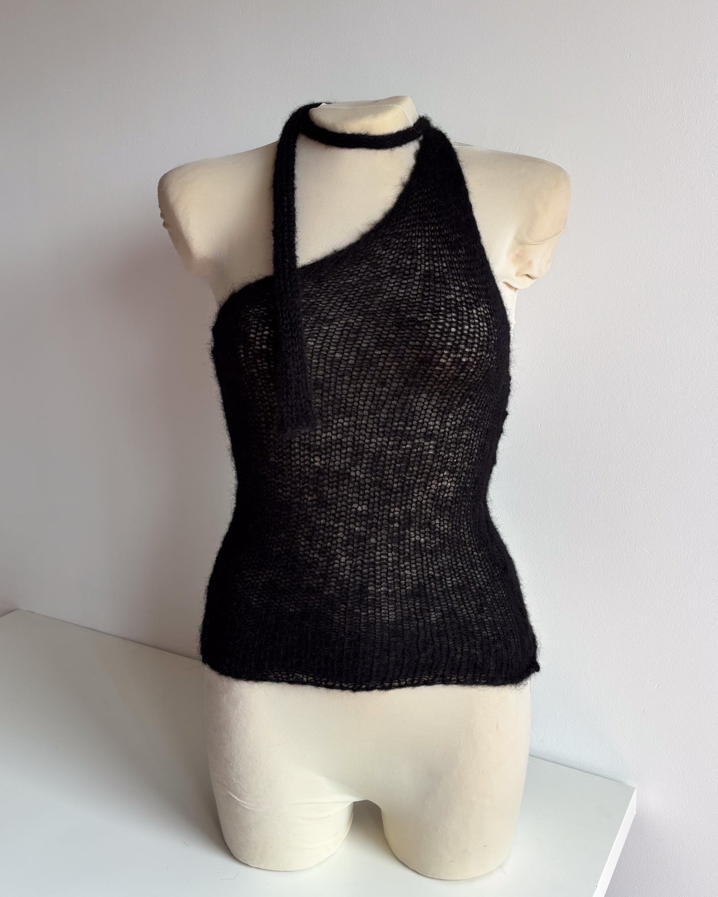 MICRO SCARF TOP