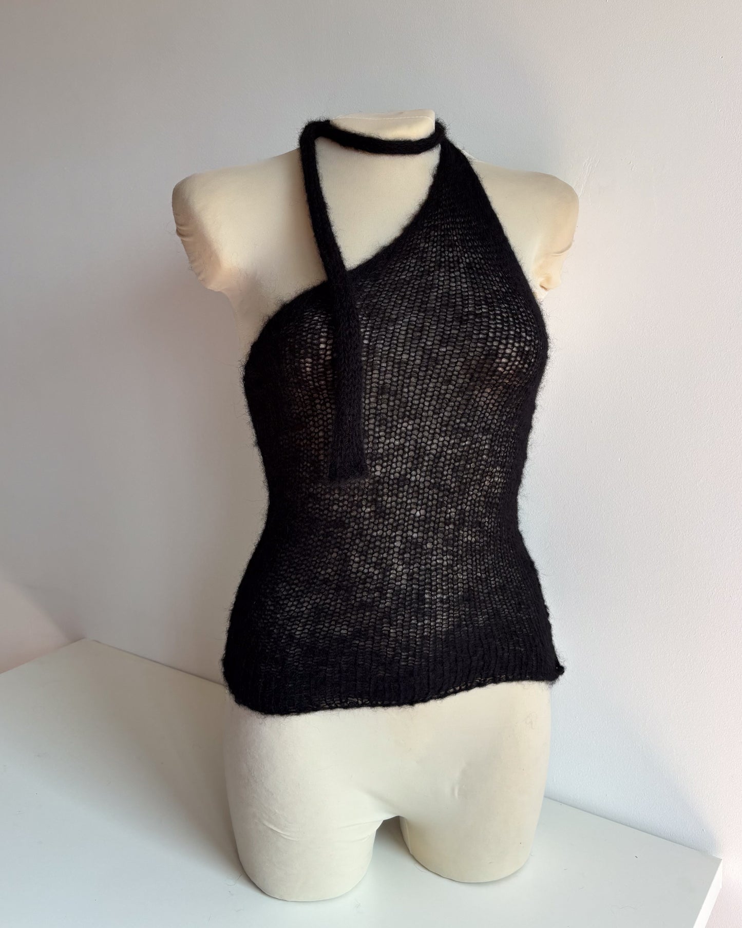 MICRO SCARF TOP