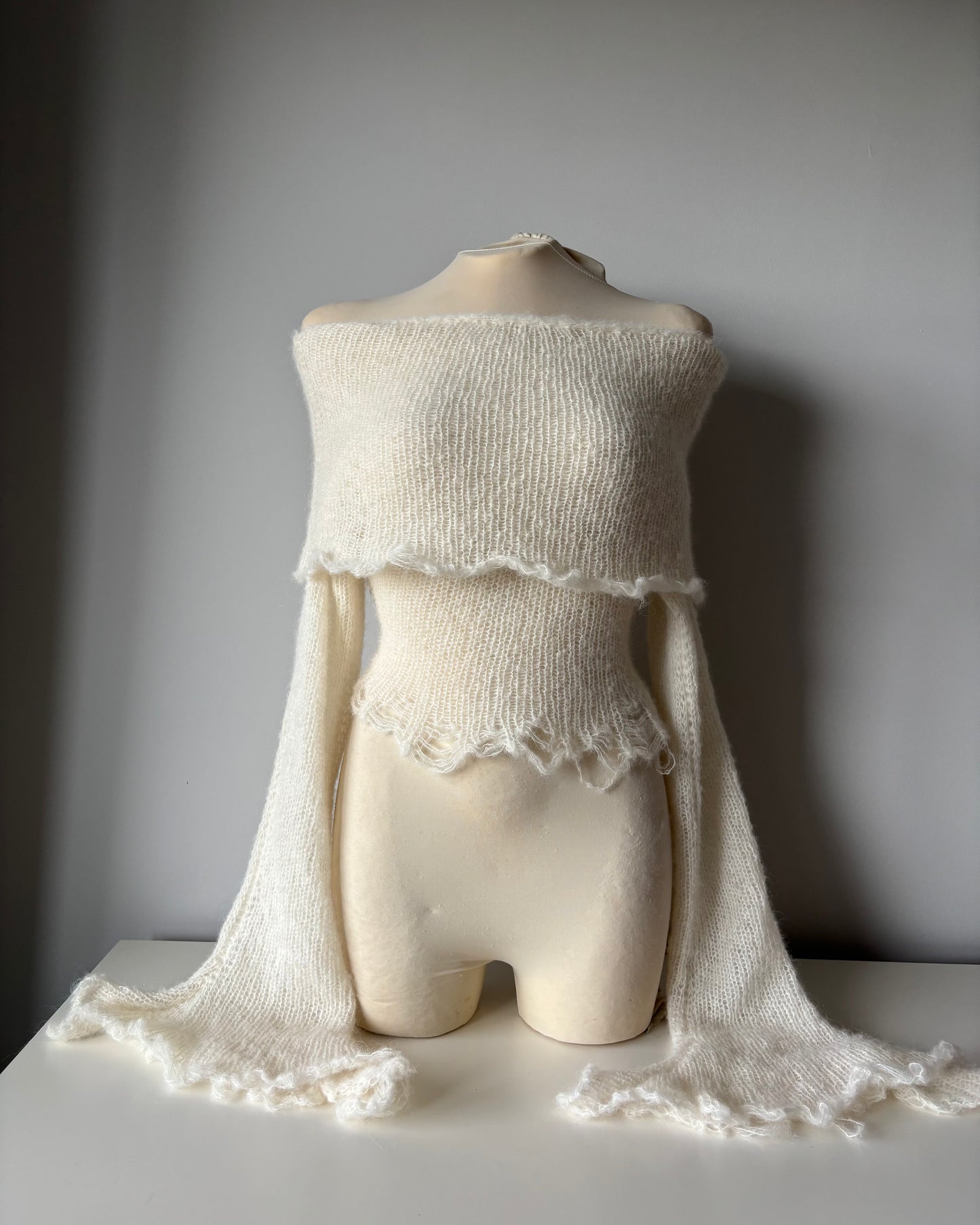 OFF-SHOULDER BEIGE SWEATER