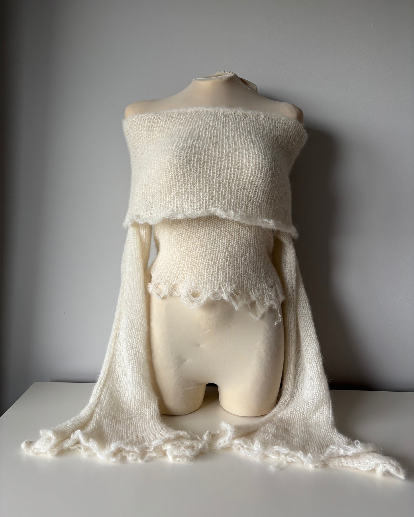 OFF-SHOULDER BEIGE SWEATER