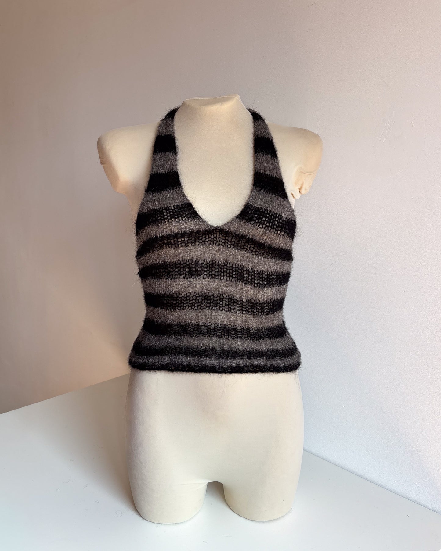 HALTER TOP