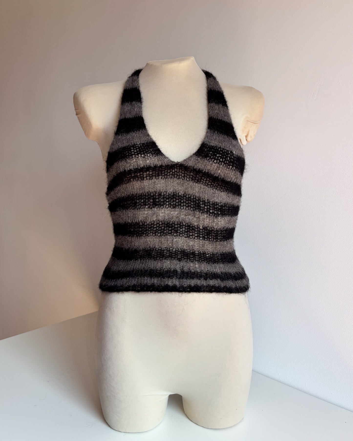 HALTER TOP