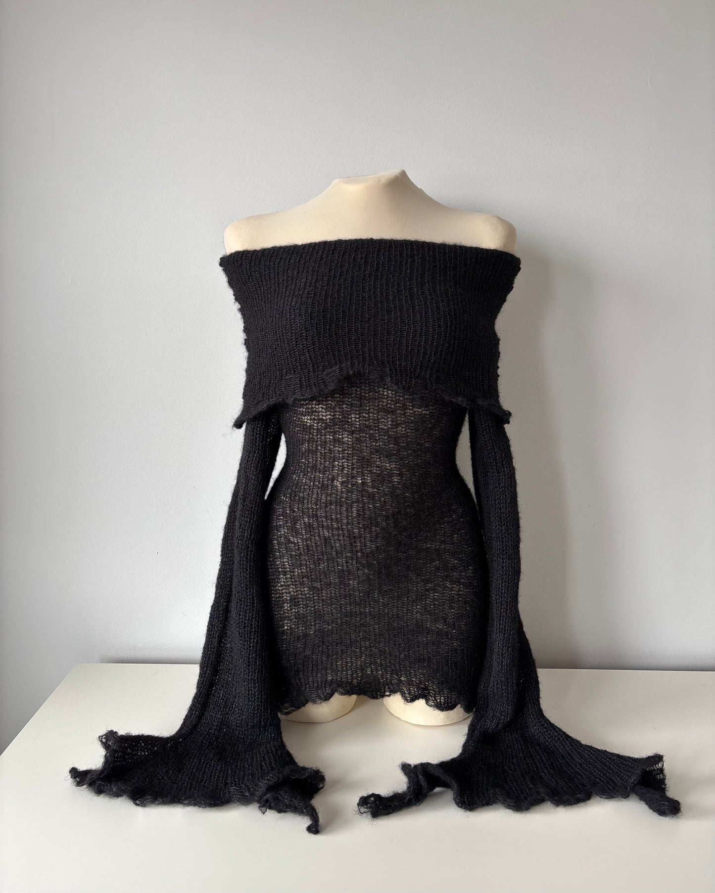 OFF-SHOULDER MINI DRESS